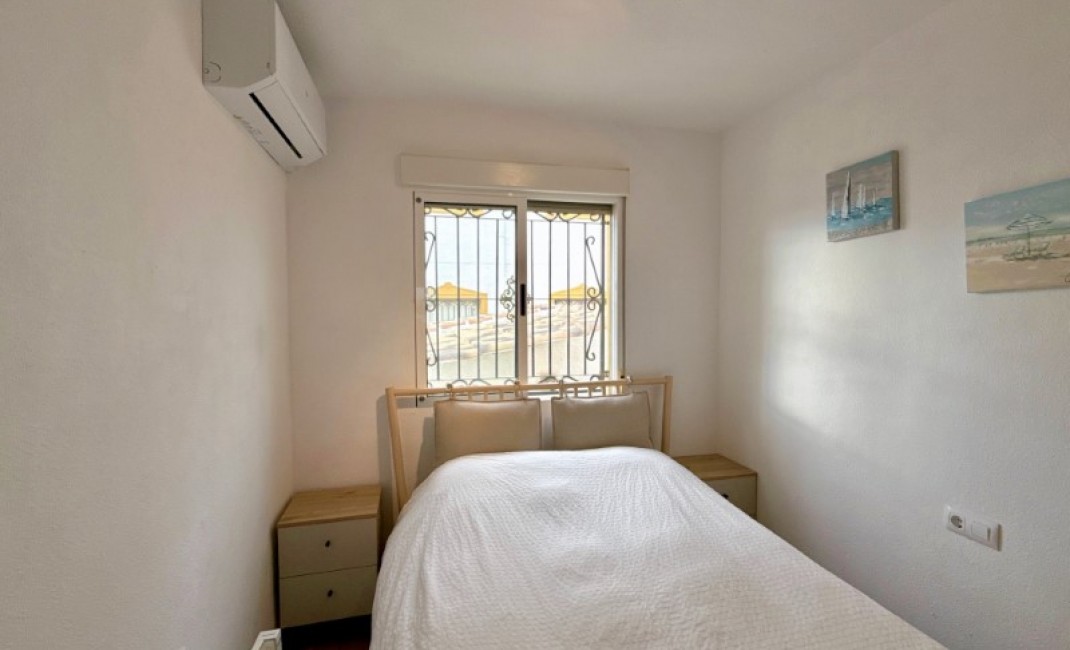 Sale - house - Orihuela - Desamparados - Hurchillo - Torremendo