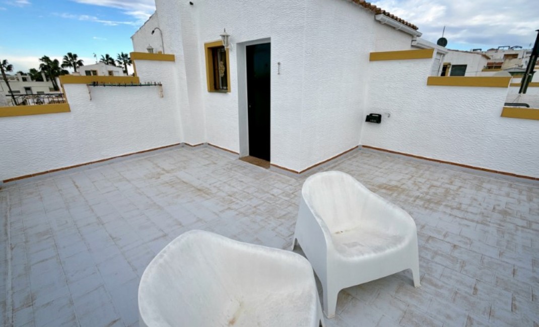 Sale - house - Orihuela - Desamparados - Hurchillo - Torremendo