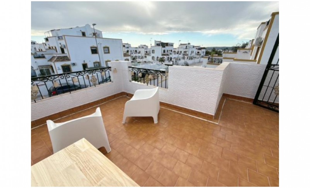 Sale - house - Orihuela - Desamparados - Hurchillo - Torremendo