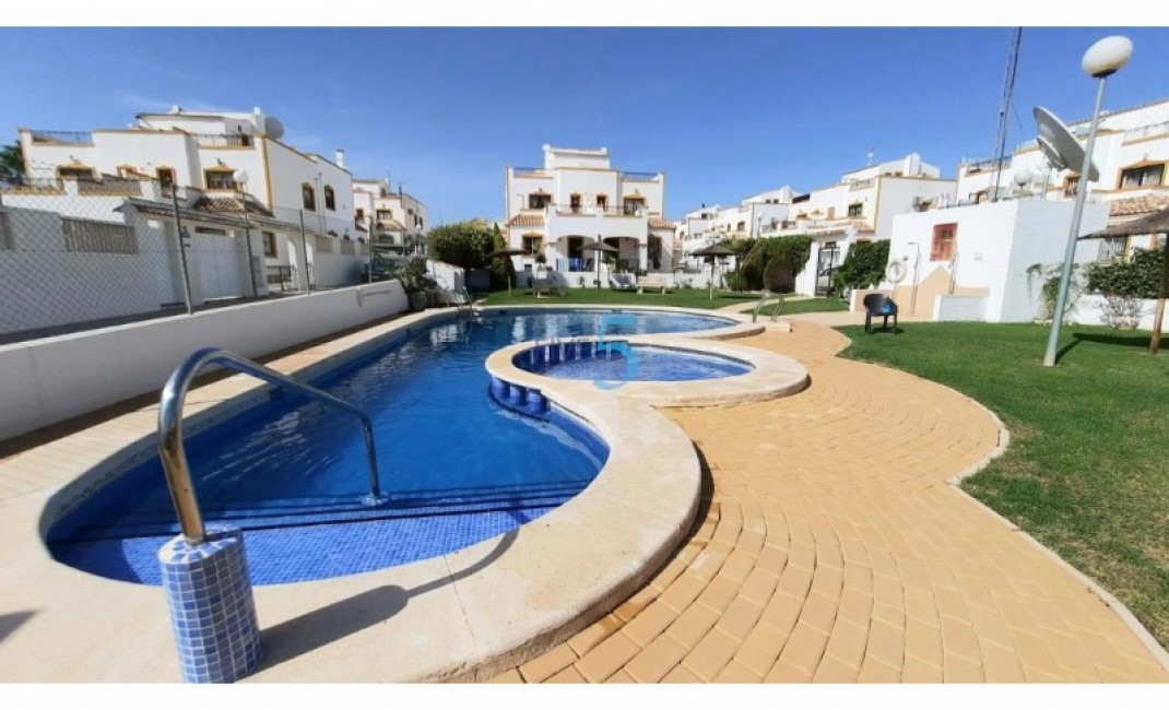 Sale - house - Orihuela - Desamparados - Hurchillo - Torremendo