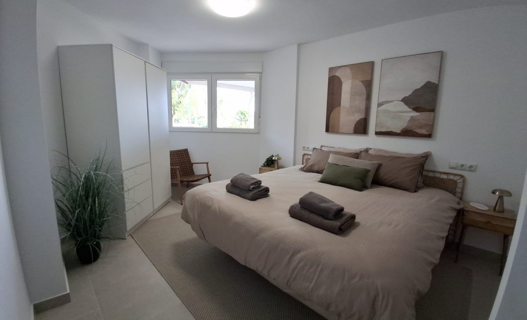 Sale - Apartament / Duplex - Torrevieja - Playa Acequion