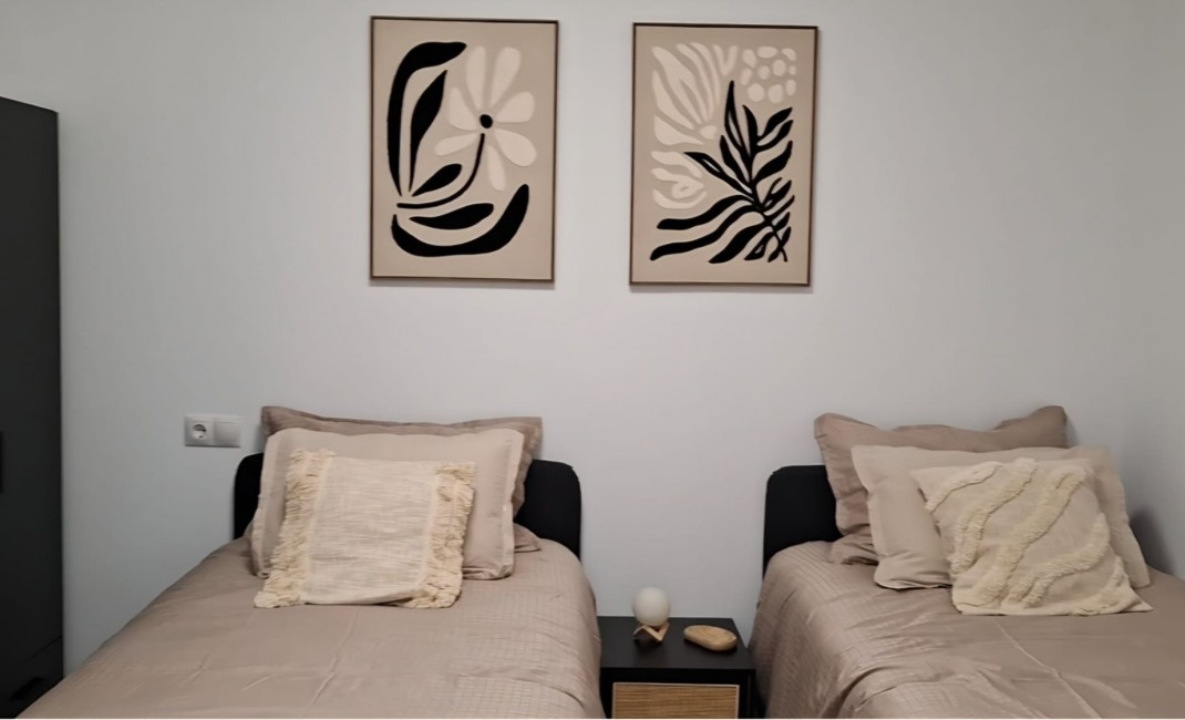 Sale - Apartament / Duplex - Torrevieja - Playa Acequion