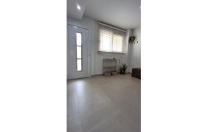 Sale - Apartament / Duplex - Torrevieja - Playa Acequion