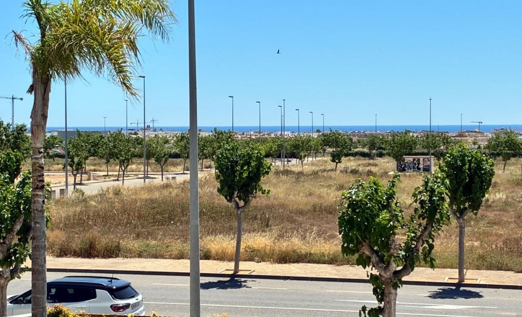 Revente - Apartement - Pilar de La Horadada