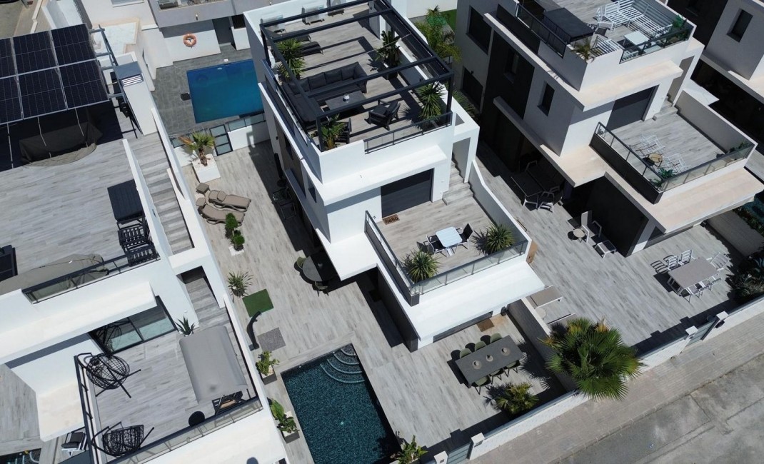 Revente - Detached Villa - Pinoso