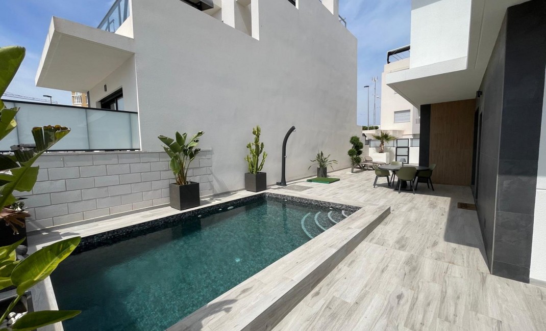 Revente - Detached Villa - Pinoso