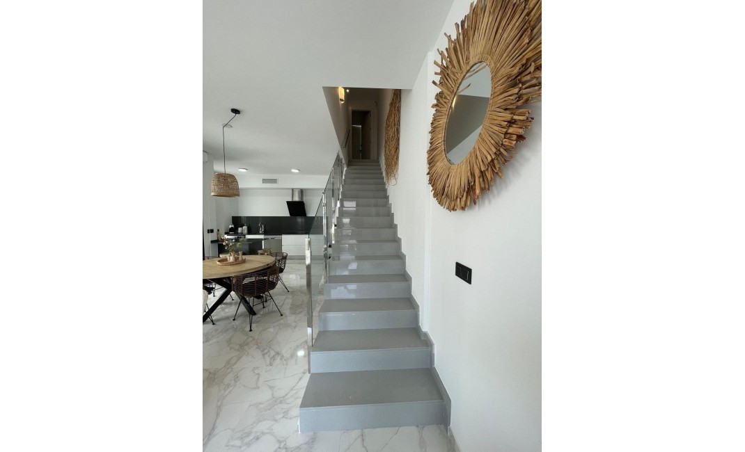 Revente - Detached Villa - Pinoso