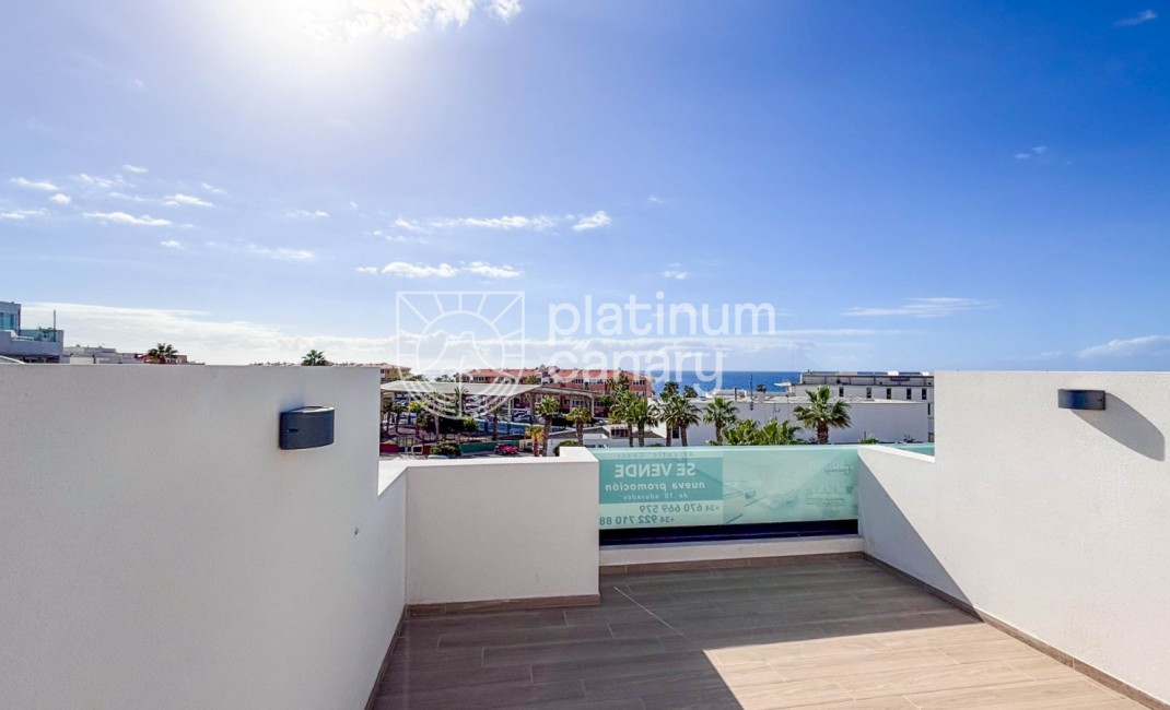 Sale - house - Playa San Juan - Santa Cruz de Tenerife