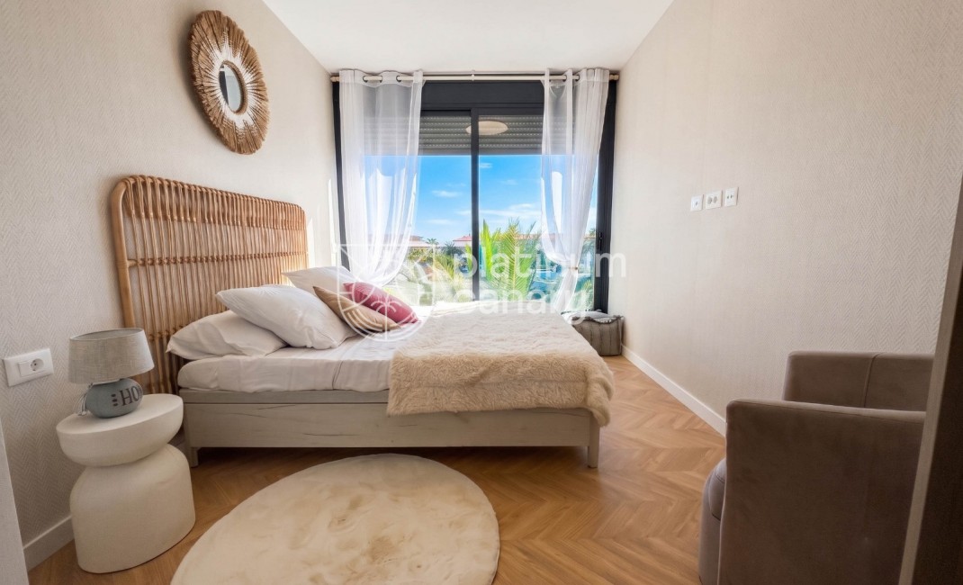 Sale - house - Playa San Juan - Santa Cruz de Tenerife
