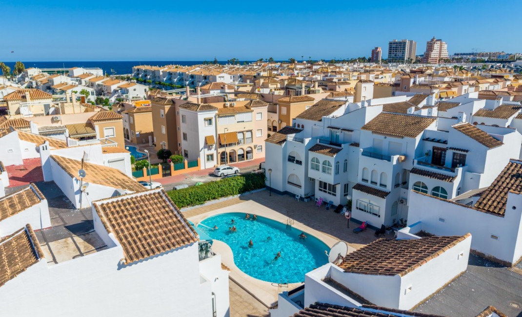 Sale - Apartament / Duplex - Torrevieja
