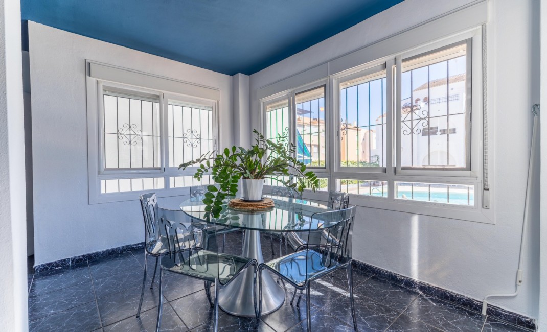 Sale - Apartament / Duplex - Torrevieja