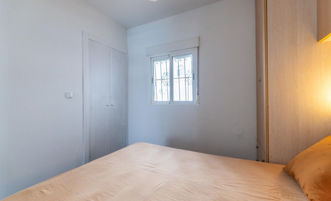 Sale - Apartament / Duplex - Torrevieja