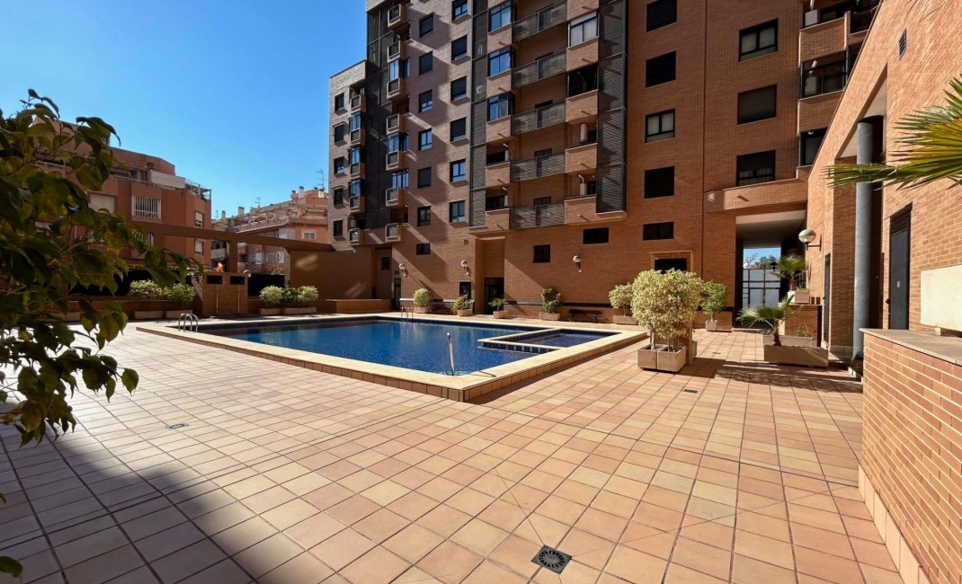 Nouvelle construction - Ground floor apartment - Alicante
