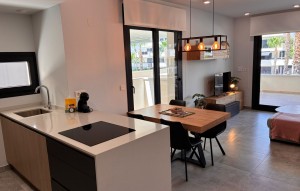 Sale - Apartment - Los Altos