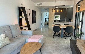 Sale - Apartment - Los Altos