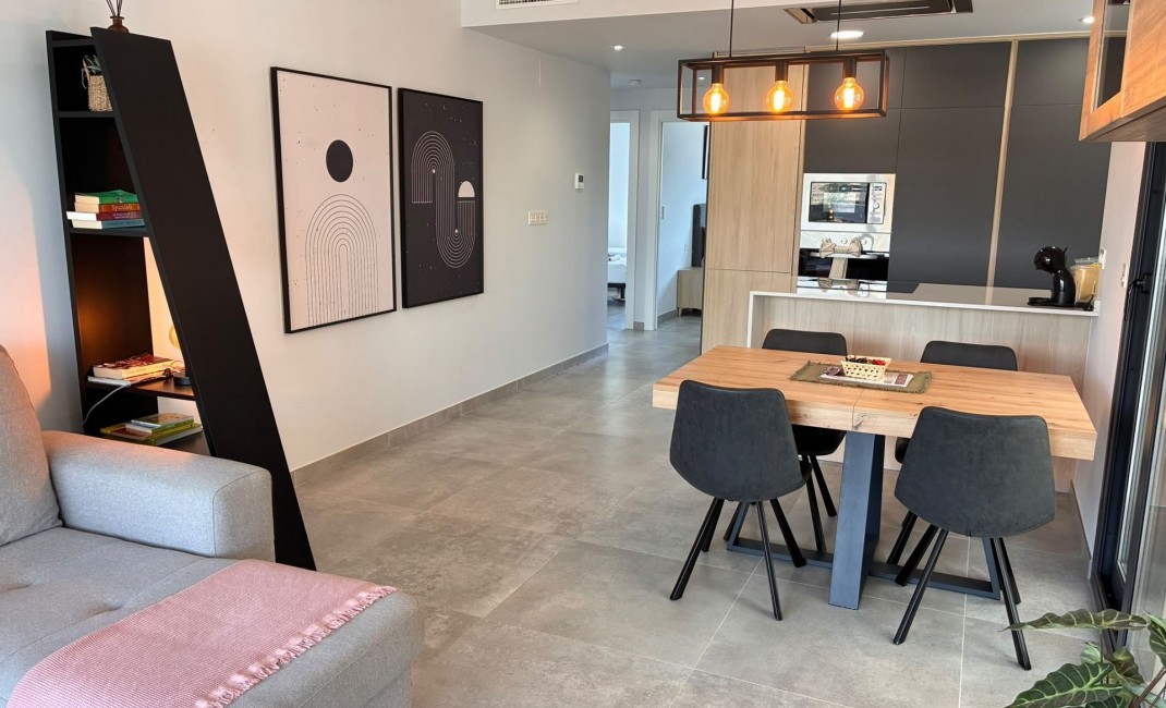 Sale - Apartment - Los Altos