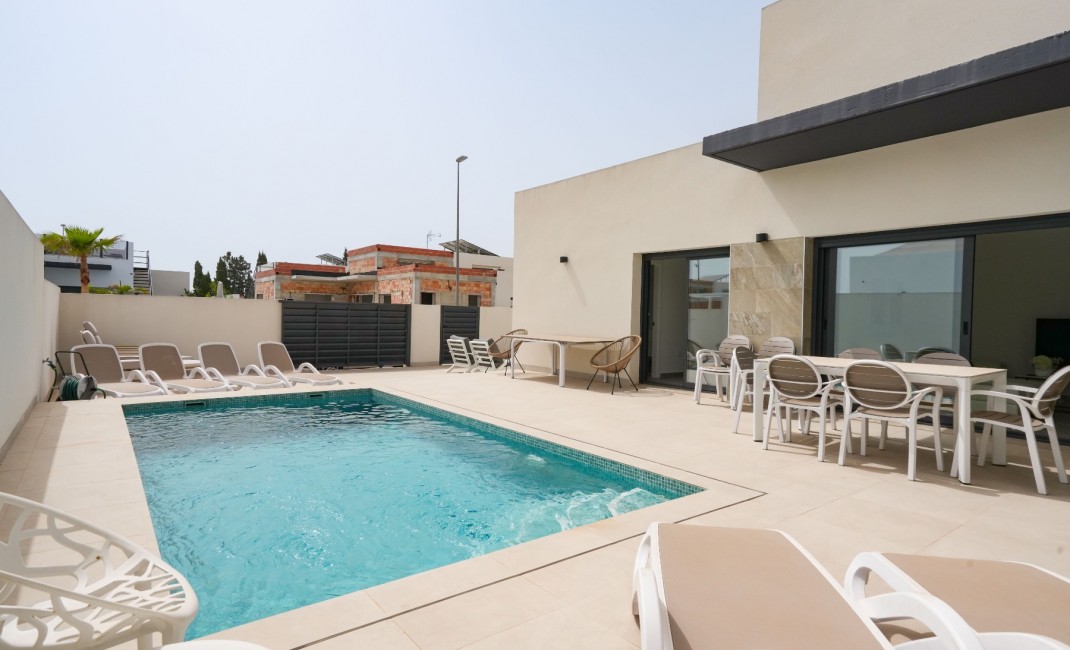 Revente - Villa - Daya Nueva - pueblo