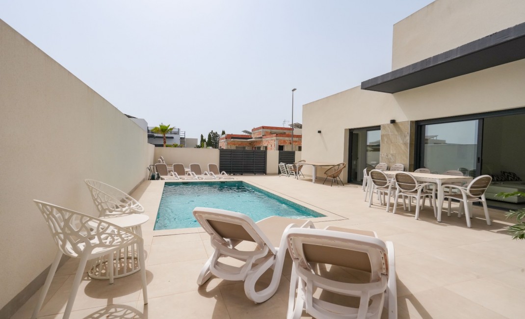 Revente - Villa - Daya Nueva - pueblo
