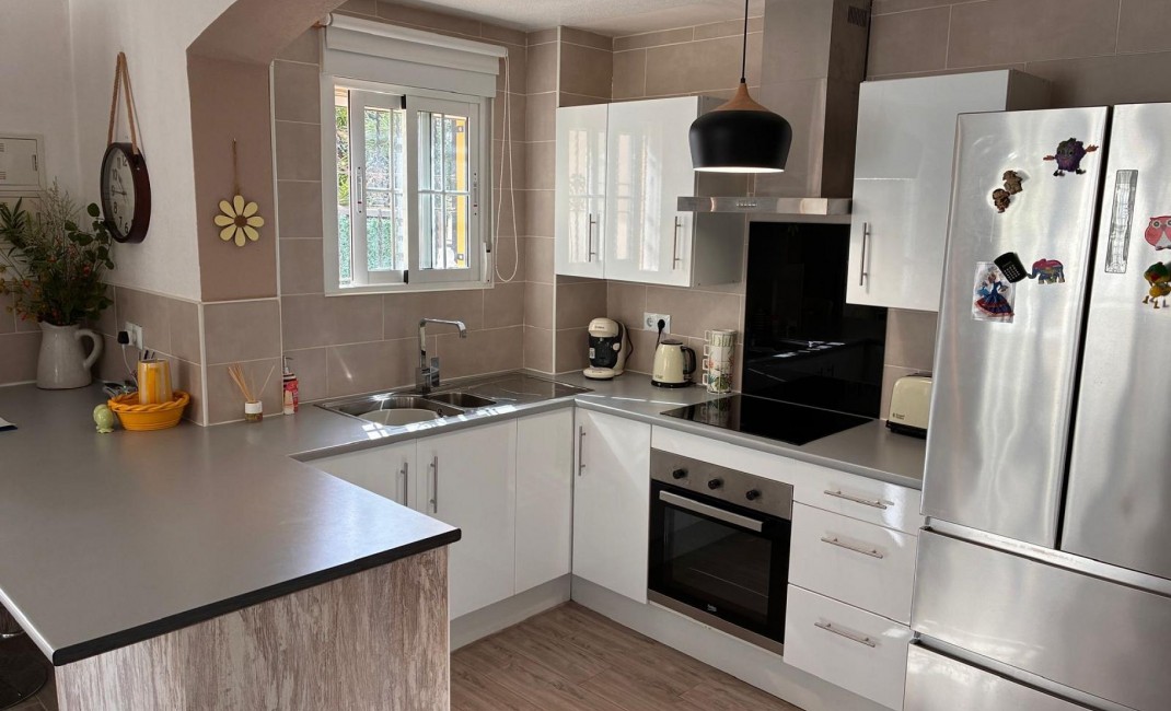 Sale - Semi-detached house - Lomas de Cabo Roig