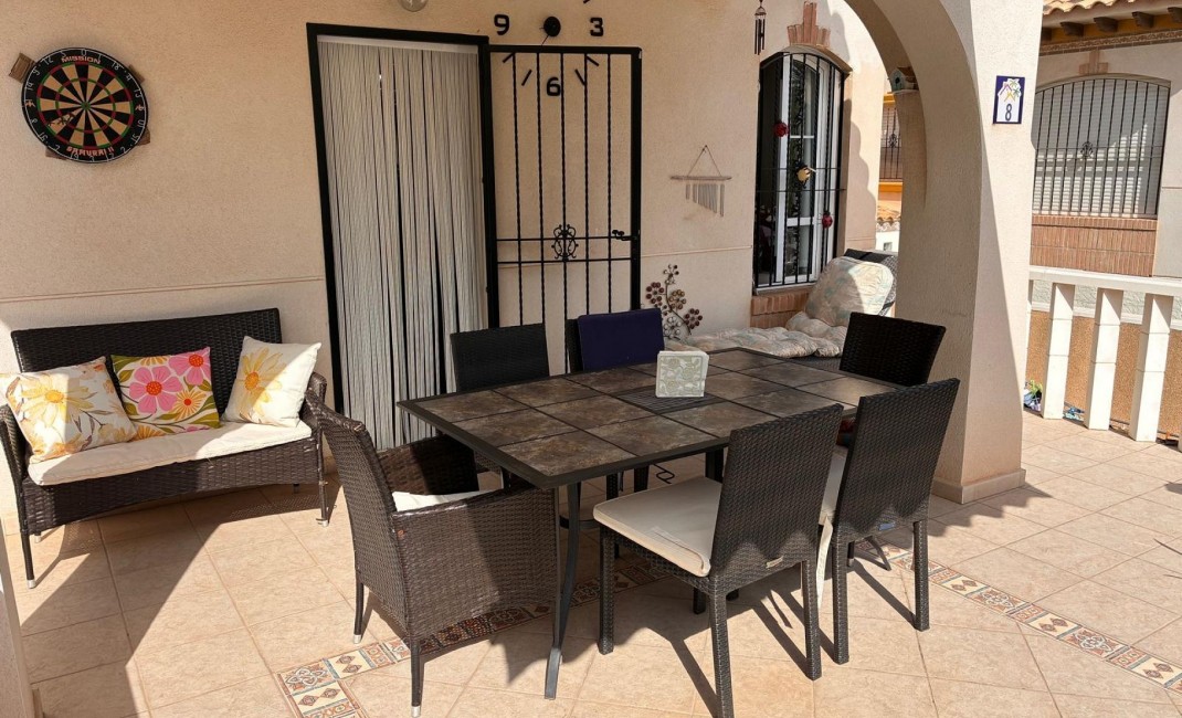 Sale - Semi-detached house - Lomas de Cabo Roig