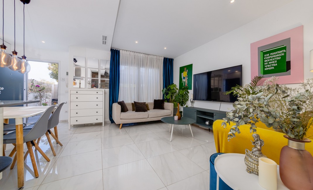 Sale - Townhouse / Terraced House - Orihuela Costa - Las Filipinas