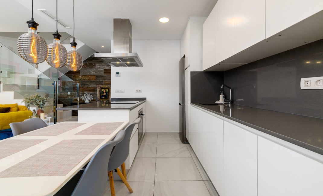 Sale - Townhouse / Terraced House - Orihuela Costa - Las Filipinas