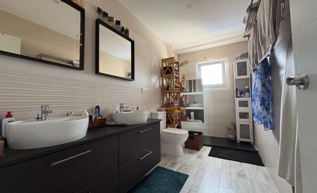Revente - Villa / House - Torrevieja - La Siesta - El Salado -  Torreta