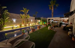 Revente - Villa / House - Torrevieja - La Siesta - El Salado -  Torreta