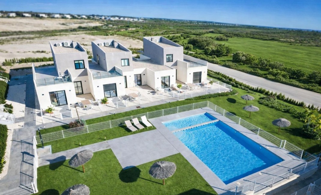 New Build - Semidetached - BAÑOS Y MENDIGO