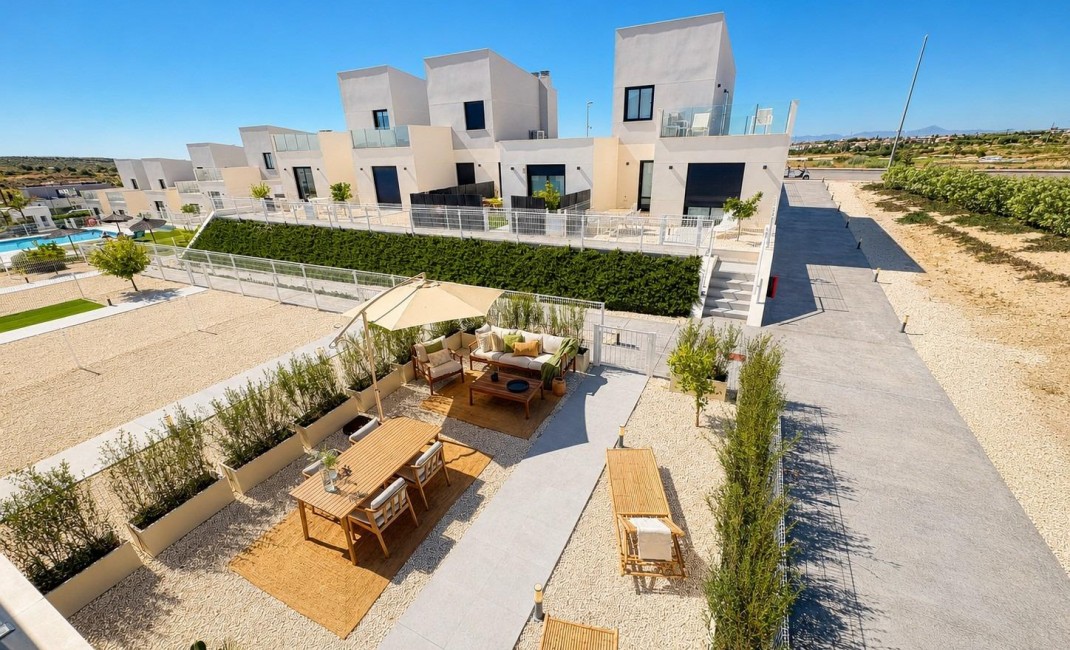 New Build - Semidetached - BAÑOS Y MENDIGO