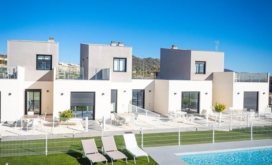 New Build - Semidetached - BAÑOS Y MENDIGO