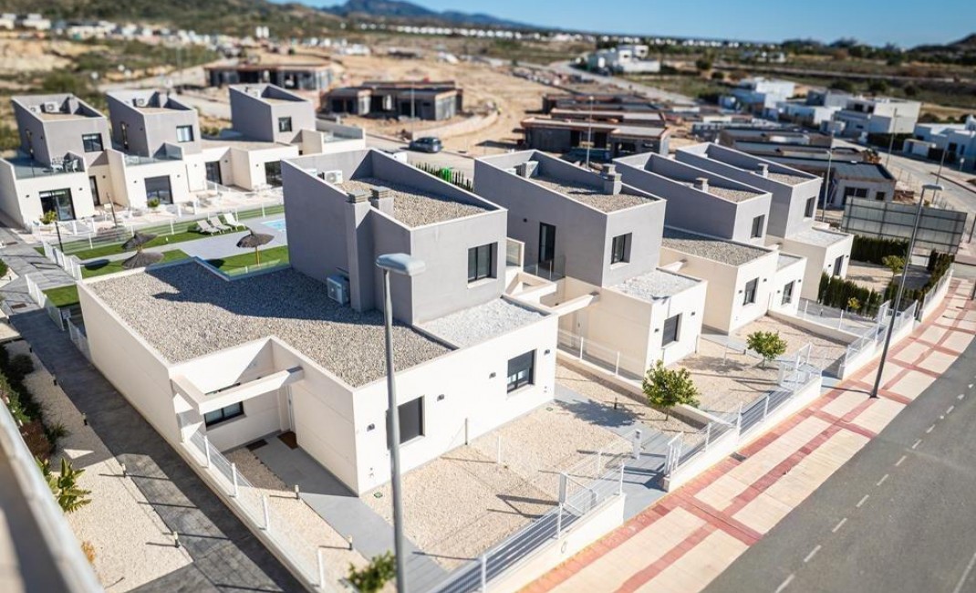 New Build - Semidetached - BAÑOS Y MENDIGO